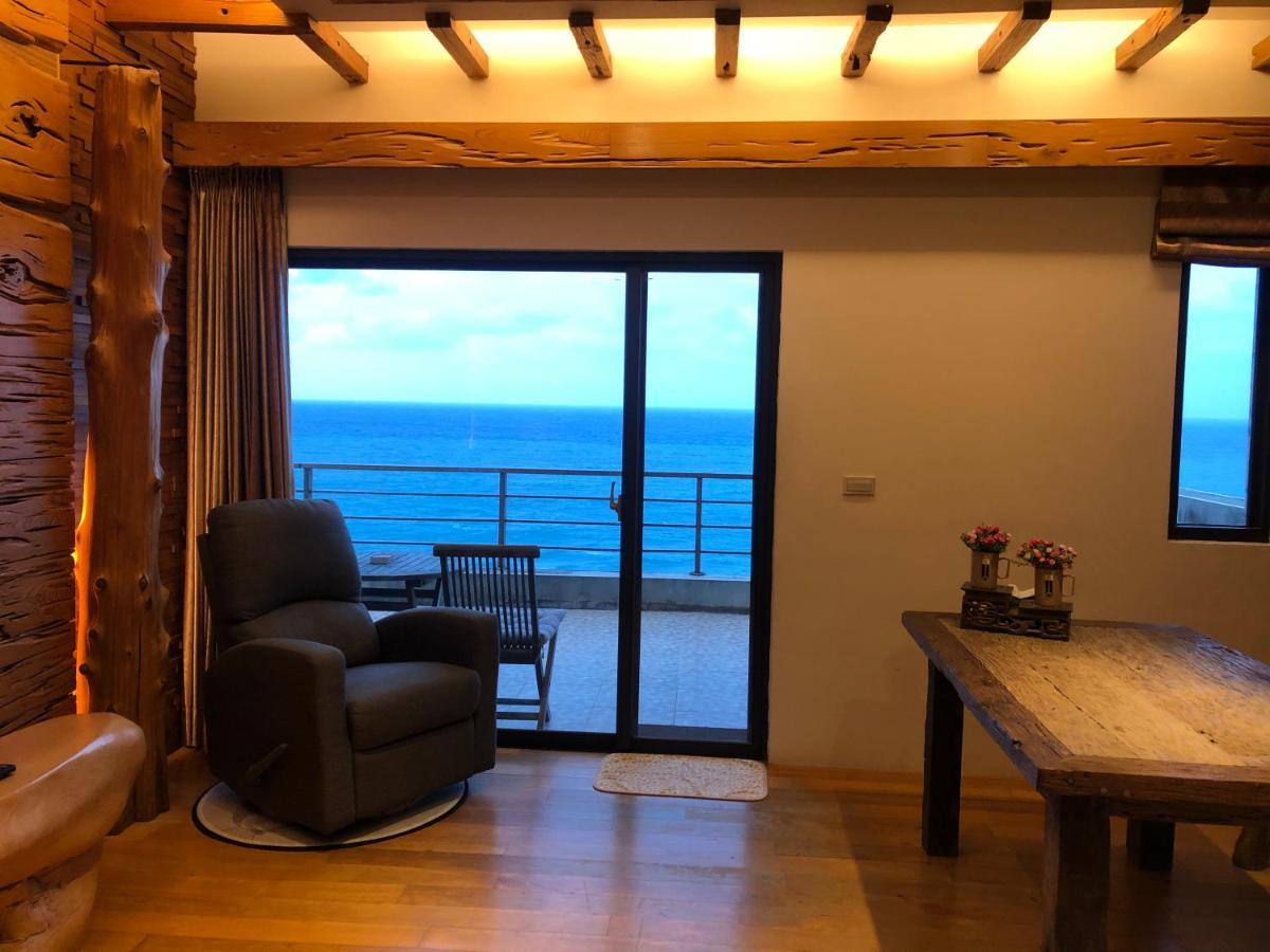 Beach Shoes Villa Yanliau ภายนอก รูปภาพ