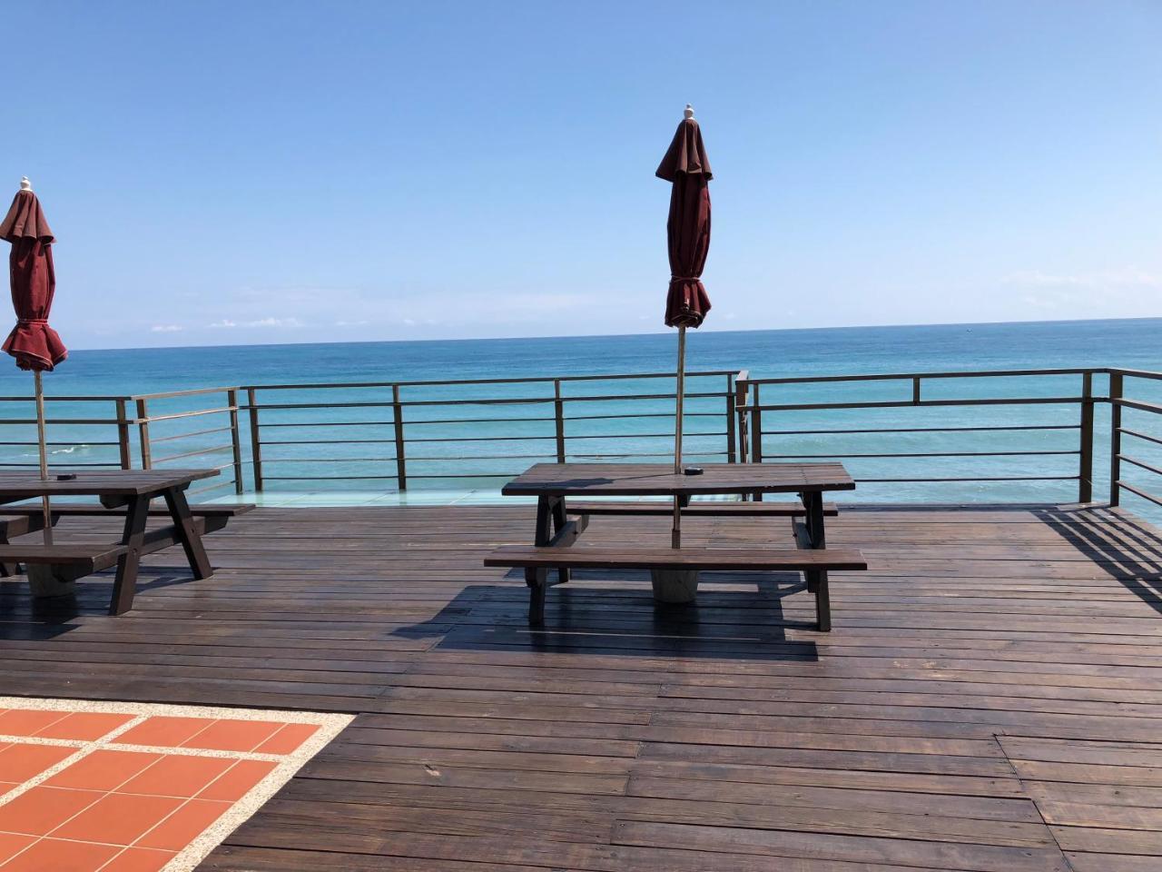 Beach Shoes Villa Yanliau ภายนอก รูปภาพ